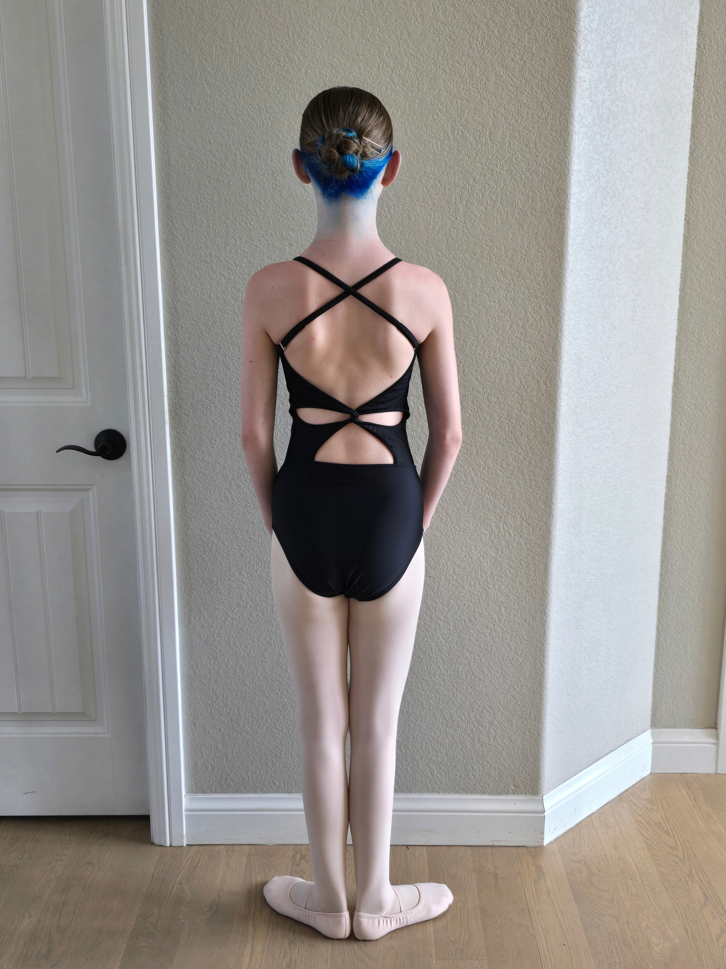 Bfree Signature Twist Back Leotard – Black
