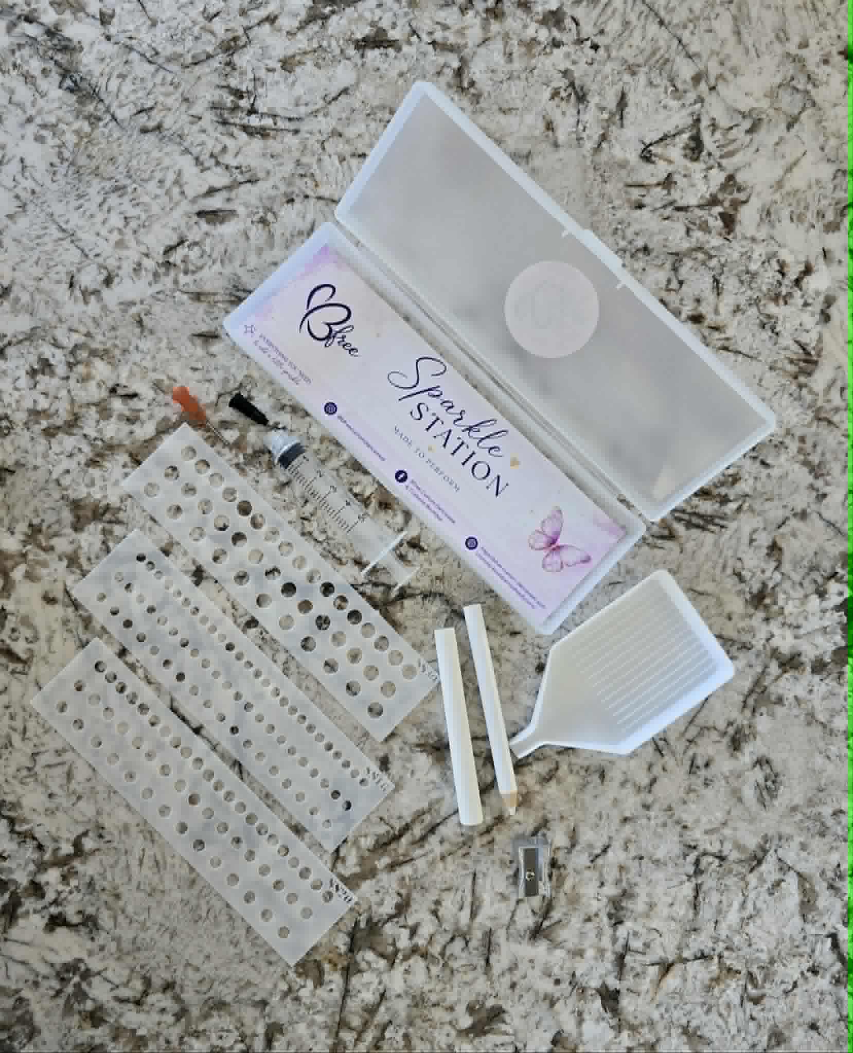 BFree Sparkle Station - Rhinestoning Starter Kit